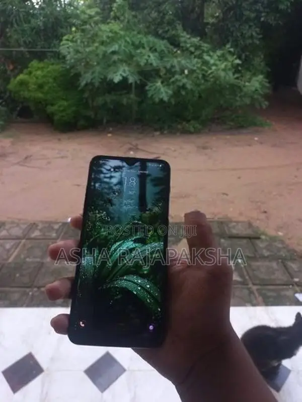 Samsung Galaxy A30 4GB (Used)