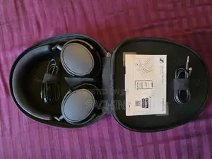 Sennheiser Accentum Plus Headphones