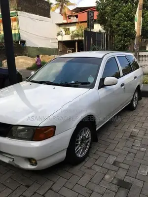 Nissan Wingroad 2000