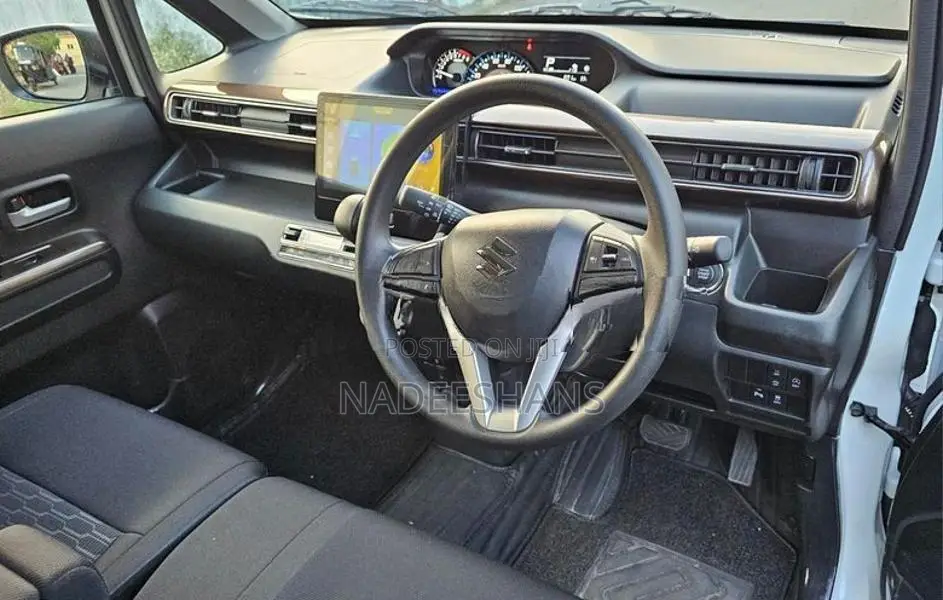 Suzuki Wagon R CUSTOM ZX 2025