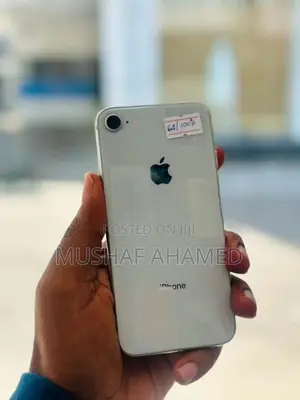 Apple iPhone 8 (Used)