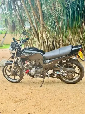 Honda Jade 2004
