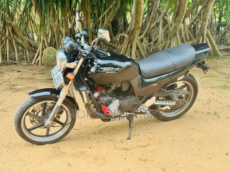 Honda Jade 2004