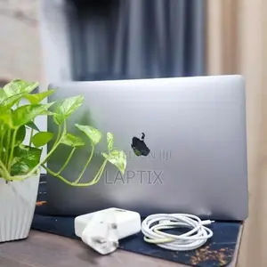 Apple MacBook Pro A1990 (2019) Intel Core i7 16GB Ram 256GB SSD