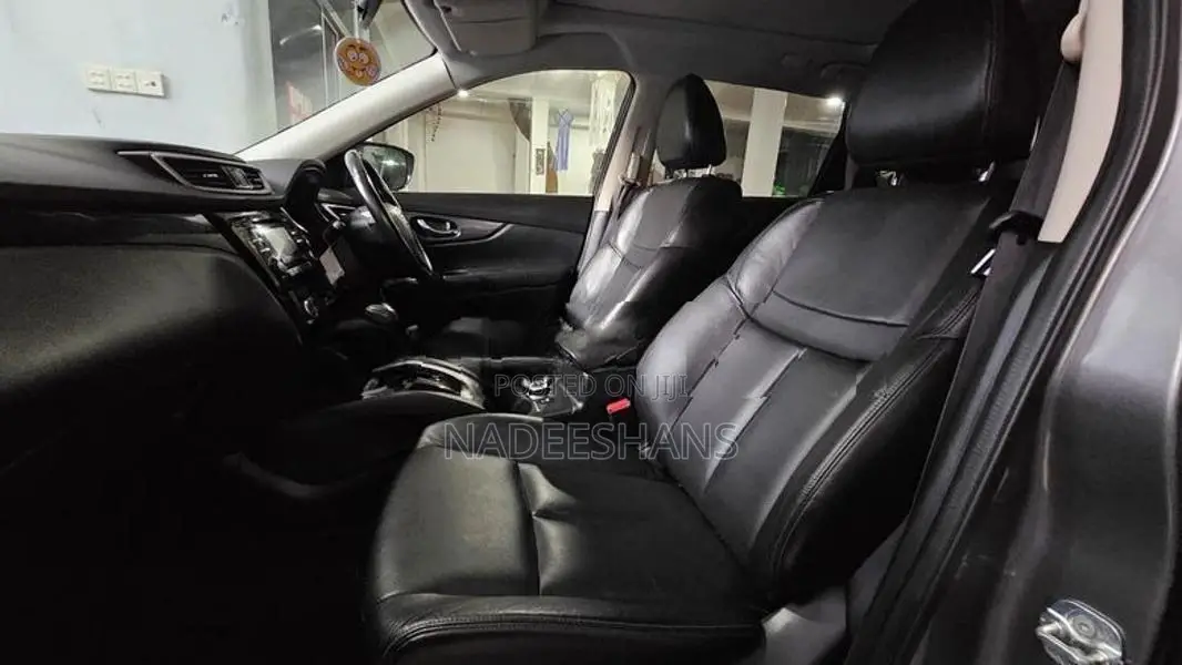 Nissan X-Trail HYBRID 2WD/4WD B/NEW 2015