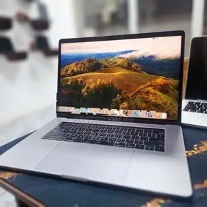 Apple MacBook Pro A1990 (2019) Intel Core i7 16GB Ram 256GB SSD