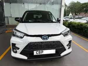 Toyota Raize Hybrid 2025