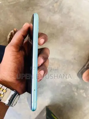 Apple iPhone 11 (Used)