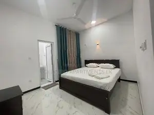2-Bedroom Apartment Short-Term Rental in Dehiwela ( Code: CSM302)