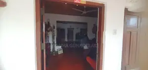 Commercial Land with House for Rent in Kotte