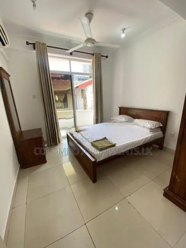 Colombo 05 Fully Furnished Apartment Short-Term Rental (CSMP10C)