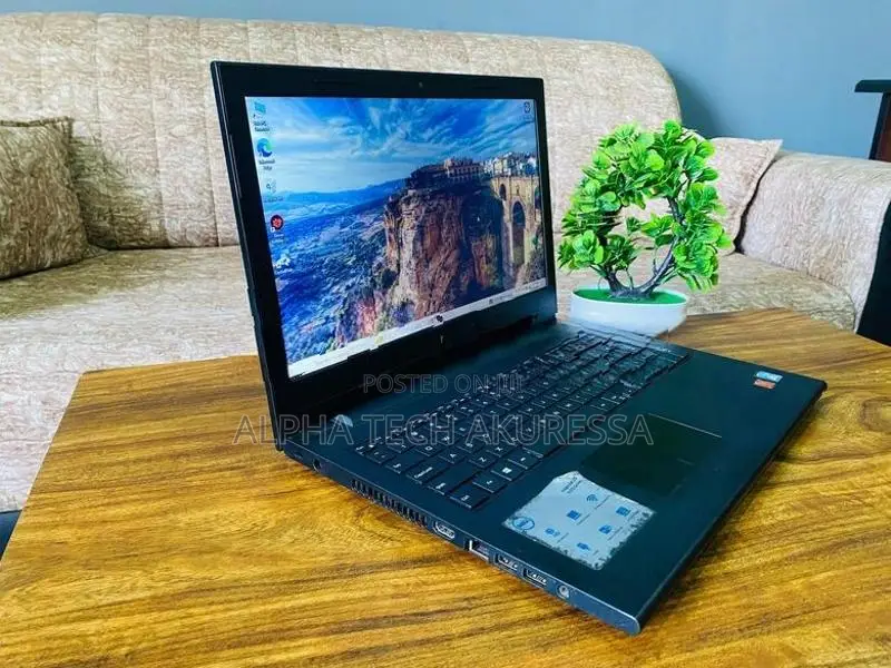 Dell Inspiron core i3 4th Gen 4GB RAM 500GB HDD