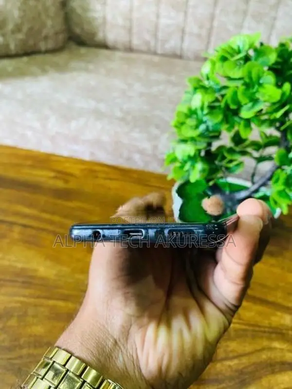 Samsung Galaxy A31 4GB 64GB (Used)
