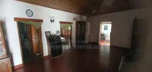 Commercial Land with House for Rent in Kotte