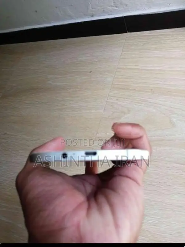 Samsung Galaxy A8 (Used)