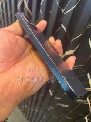 Apple iPhone 15 128GB (Used)