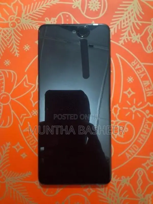 Moto G04s (Used)
