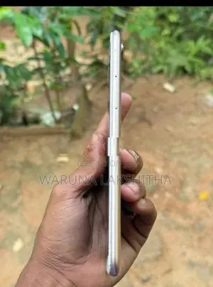 Oppo F5 6/128GB (Used)