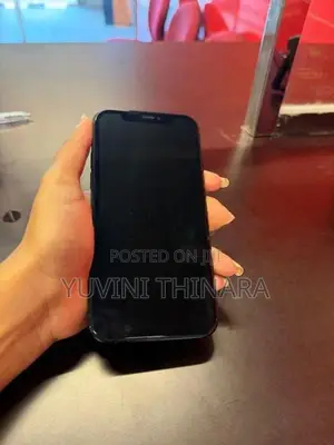 Apple iPhone 11 Pro (Used)