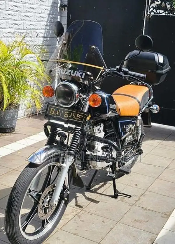 Suzuki GN 125 2024
