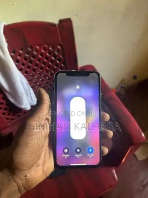Apple iPhone XS (Used)