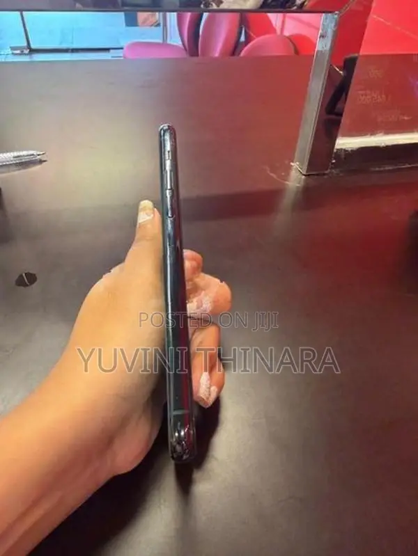 Apple iPhone 11 Pro (Used)