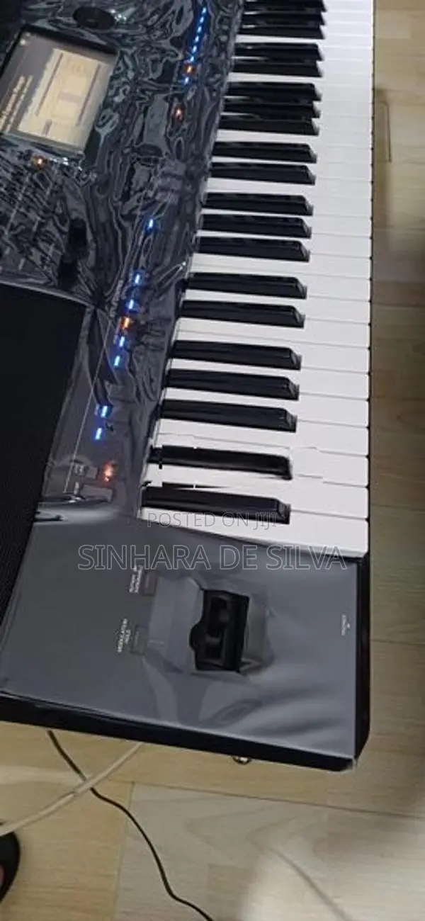 Yamaha Psr SX700 Keyboard