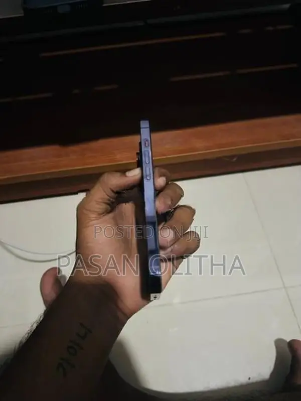 Apple iPhone 14 Pro (Used)