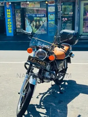Suzuki GN 125 2024