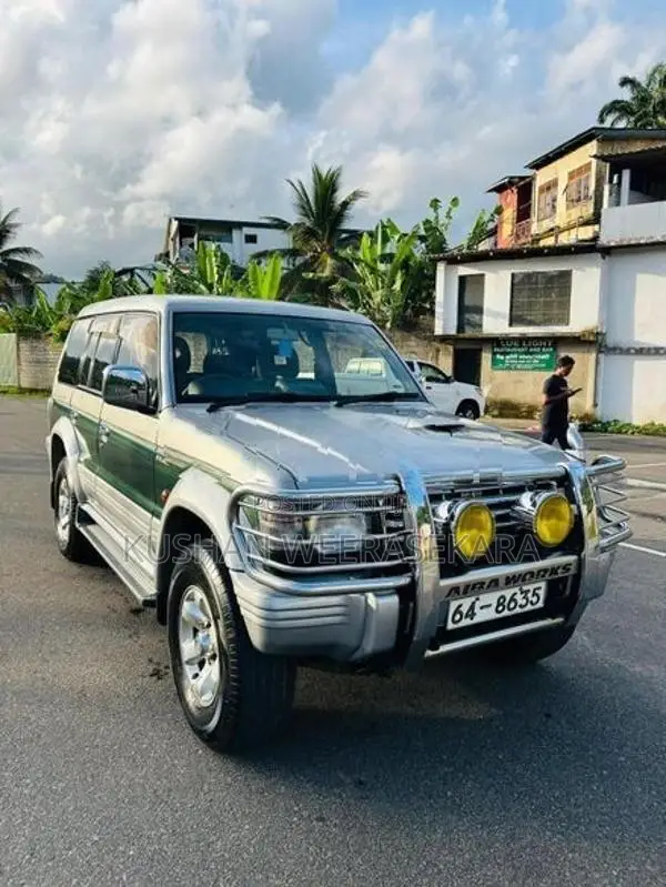 Mitsubishi Pajero 1994