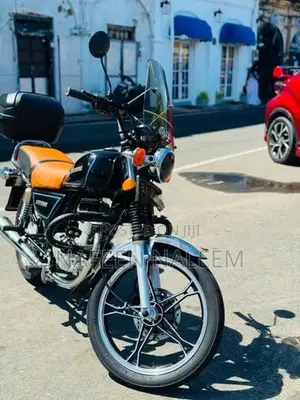 Suzuki GN 125 2024