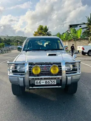 Mitsubishi Pajero 1994
