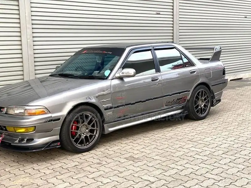 Toyota Carina 1990