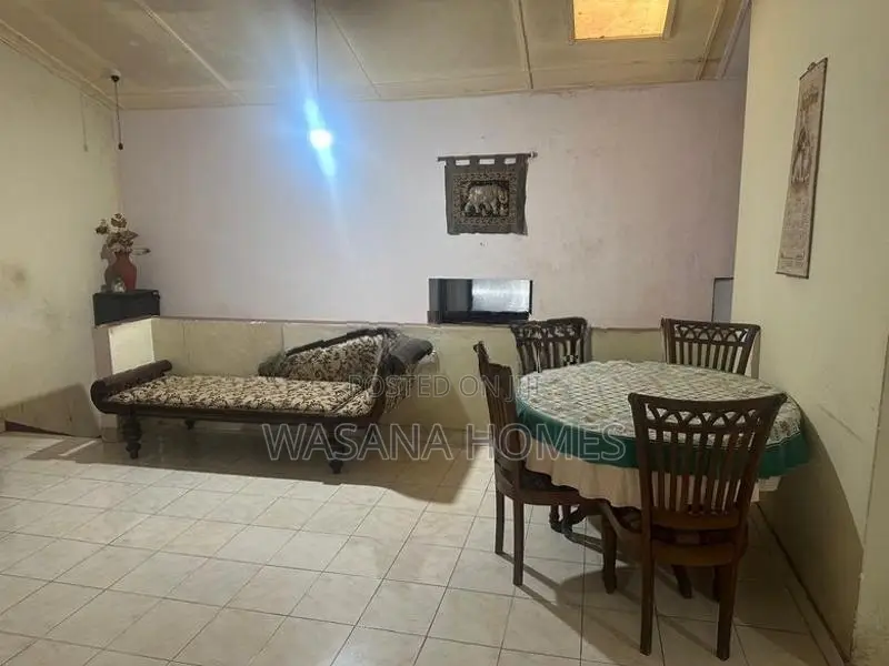 Valuable 3 Storey House for sale Talawathugoda