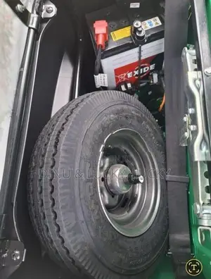 Bajaj RE 4 Stroke 2025