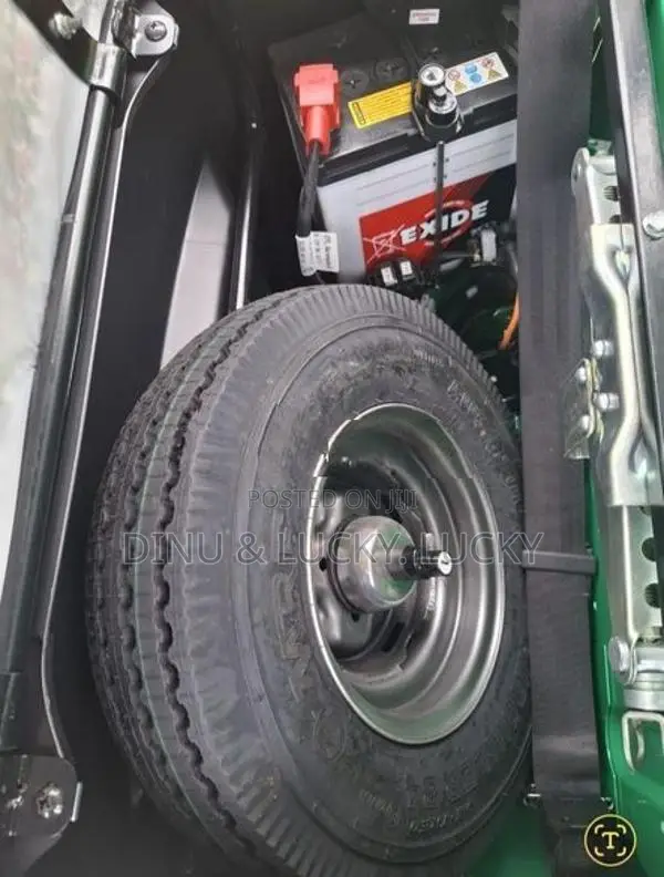 Bajaj RE 4 Stroke 2025