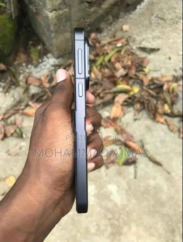 Vivo X200 FE (Used)