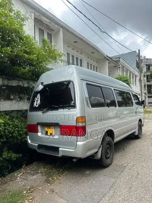 Toyota Dolphin Highroof LH 182 2003