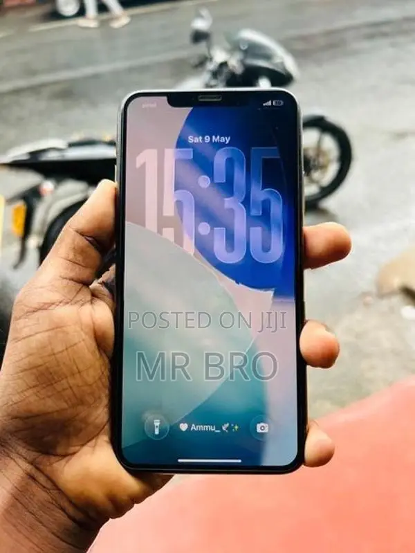 Apple iPhone 11 Pro Max (Used)