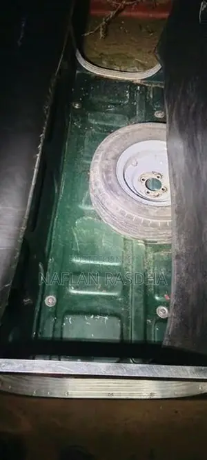 Bajaj RE 2002