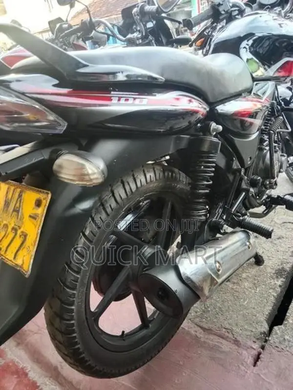 Bajaj Discover 2013