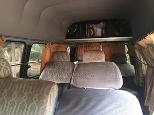Toyota Dolphin Highroof LH 182 2003