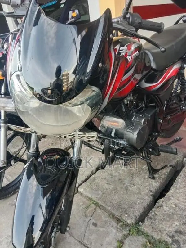 Bajaj Discover 2013