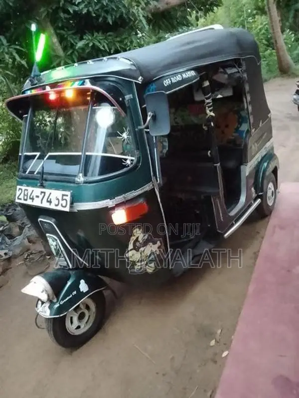 Bajaj RE 1998