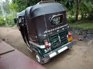 Bajaj RE 1998