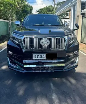 Toyota Land Cruiser Prado TX 150 2012
