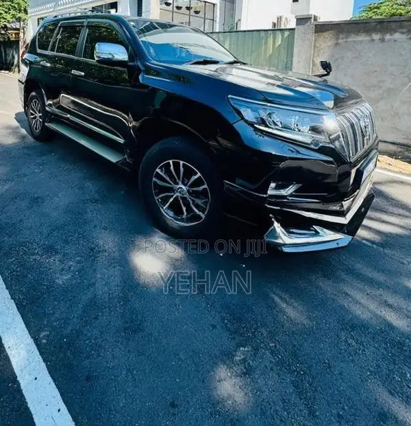 Toyota Land Cruiser Prado TX 150 2012