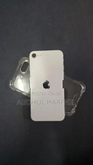Apple iPhone SE 2 (Used)