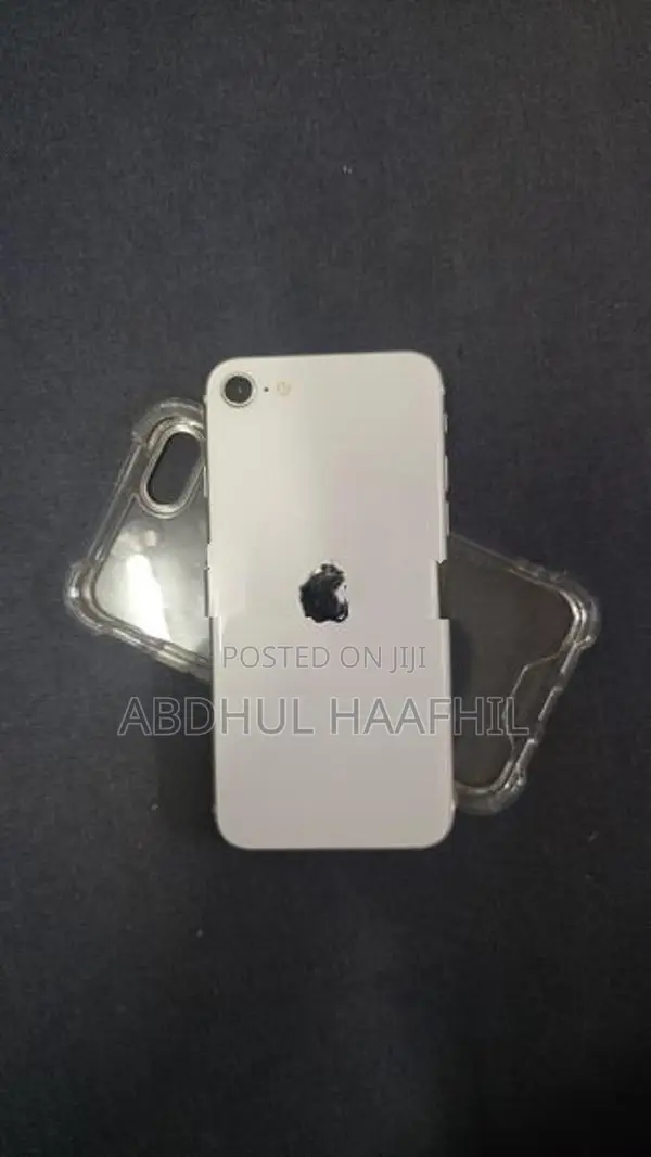 Apple iPhone SE 2 (Used)