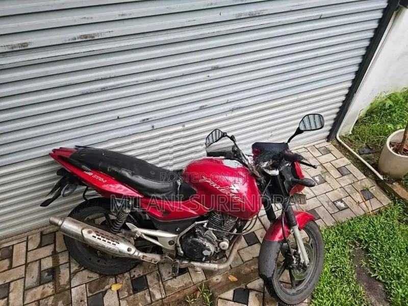 Bajaj Pulsar 180 2007